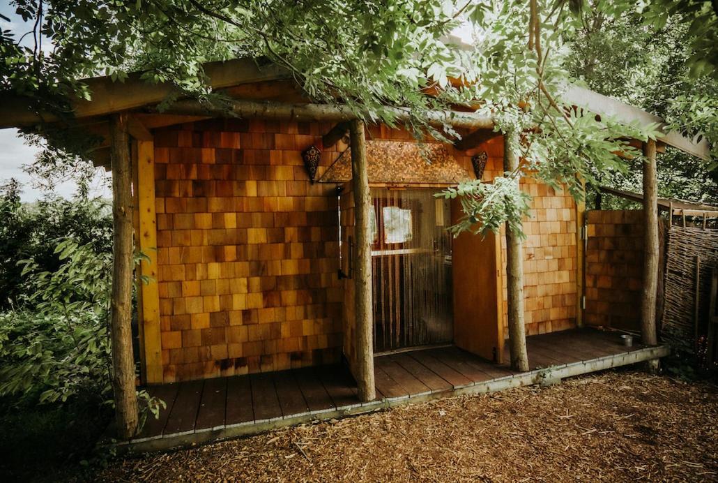 Plush Tents Yurt Village Chichester Luaran gambar